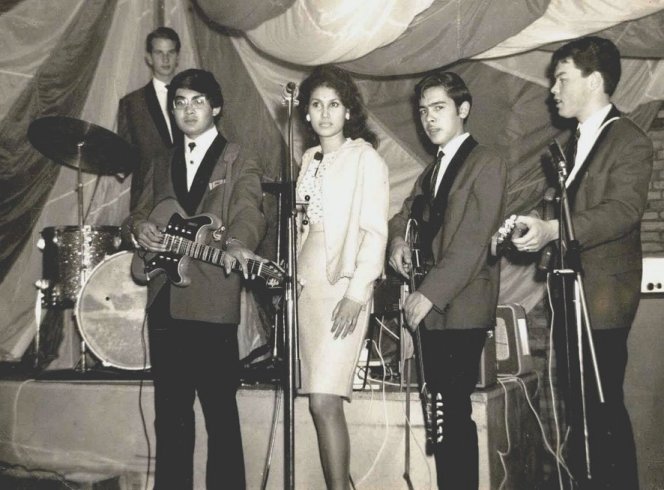 Freeline boeken:  https://indische.artiesten.club